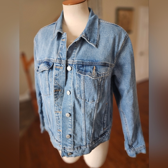 Old Navy Jackets & Blazers - Old Navy Denim Jean Jacket Petite Large